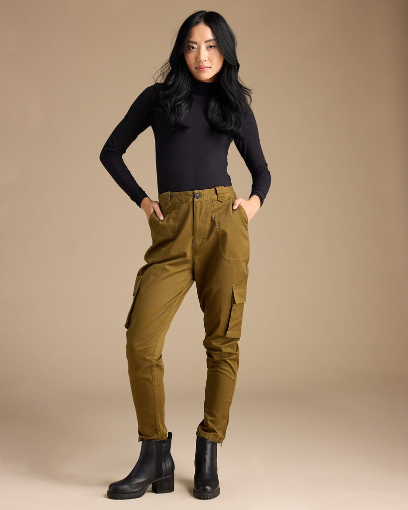 Woman in solid, jogger style cargo pants